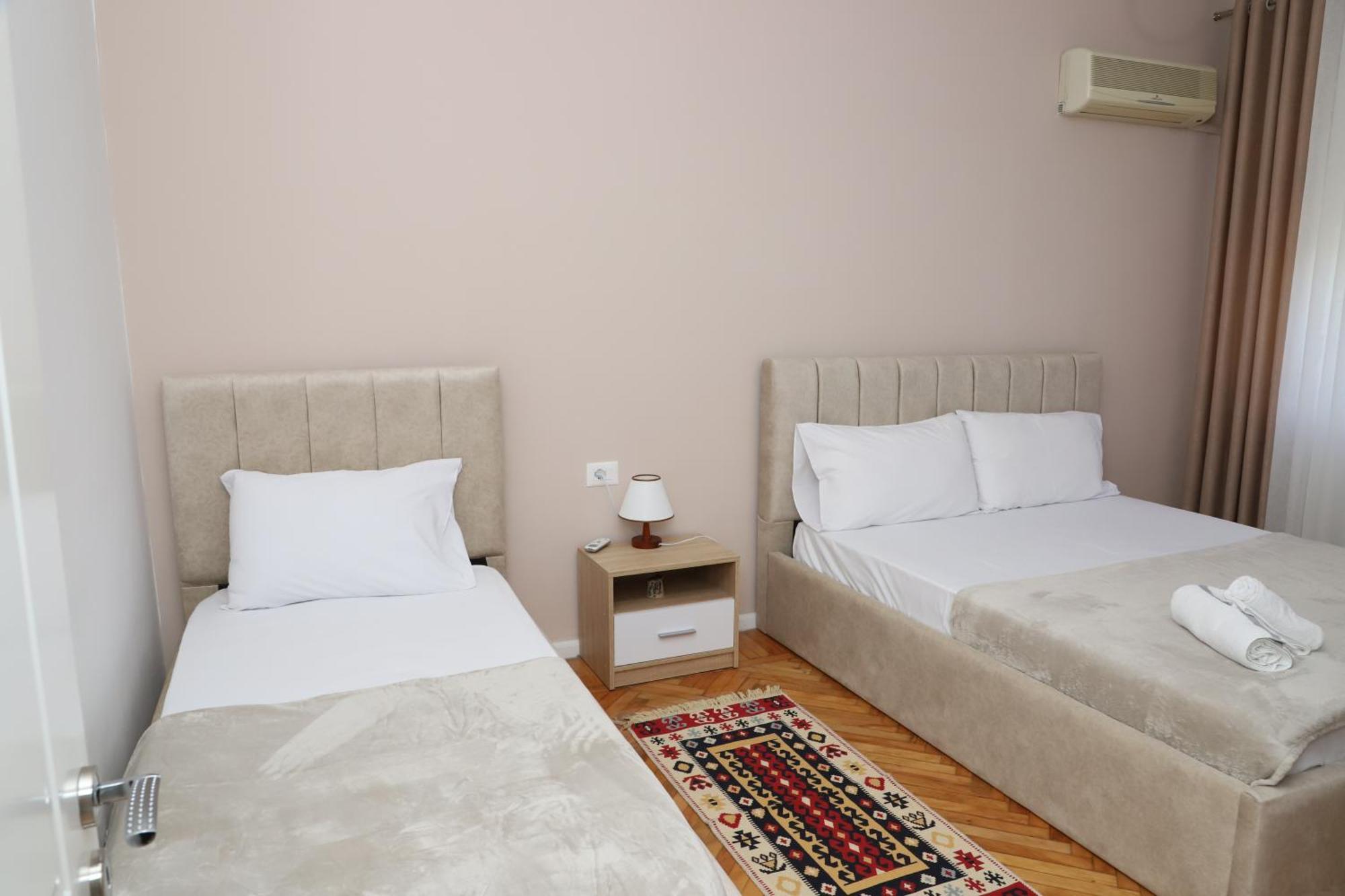 Beratinus Apartment In Berat Center מראה חיצוני תמונה