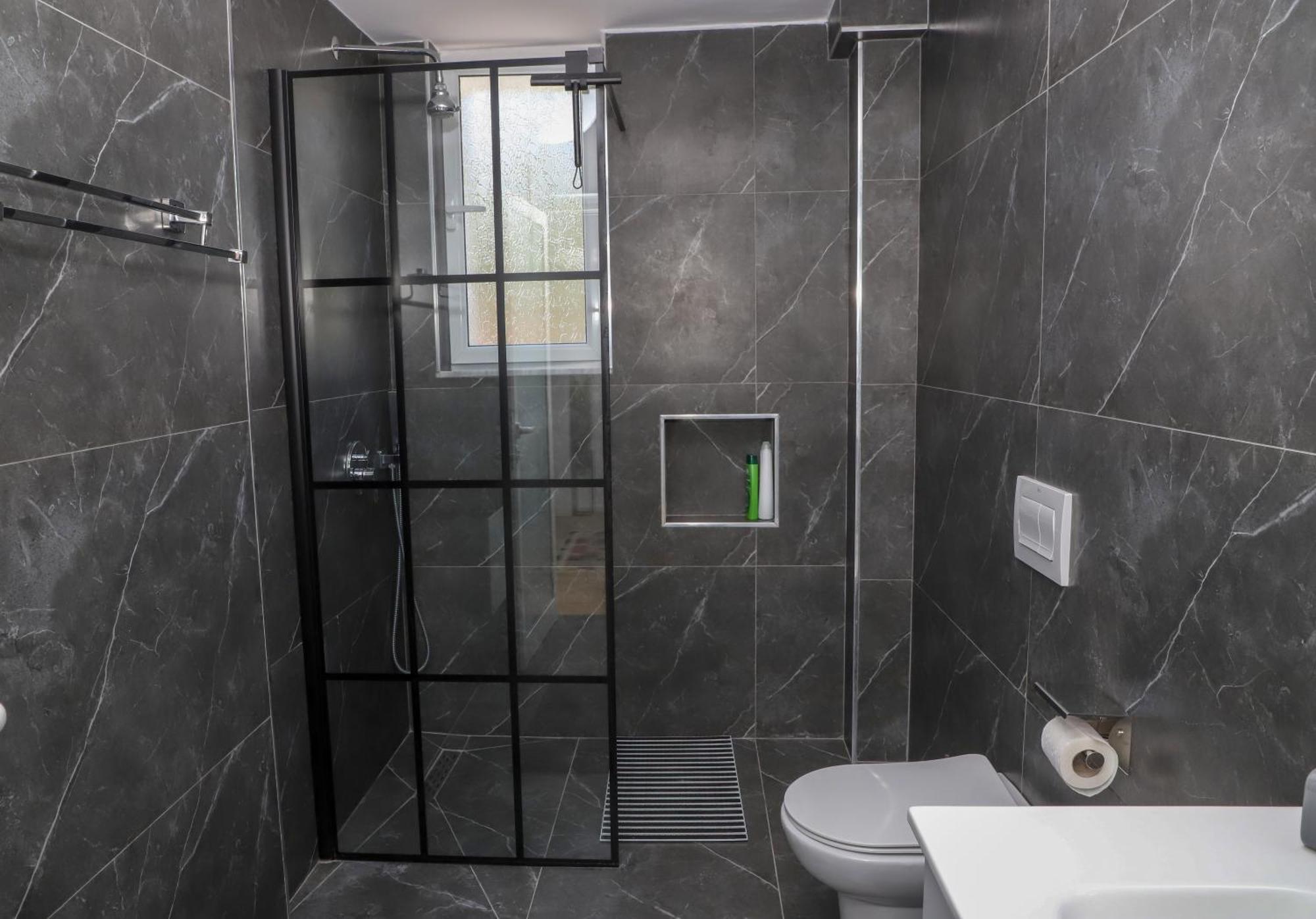 Beratinus Apartment In Berat Center מראה חיצוני תמונה